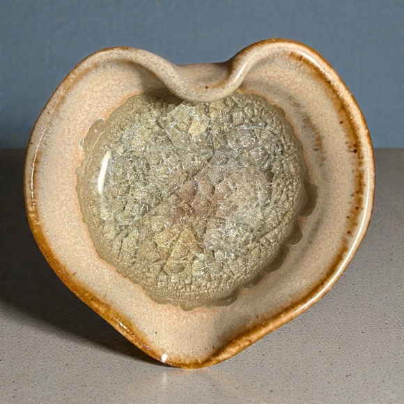 Down to Earth Pottery Other - Down To Earth Pottery Little Dish-Heart Shape Crushed Glass 100% Recycled Glass